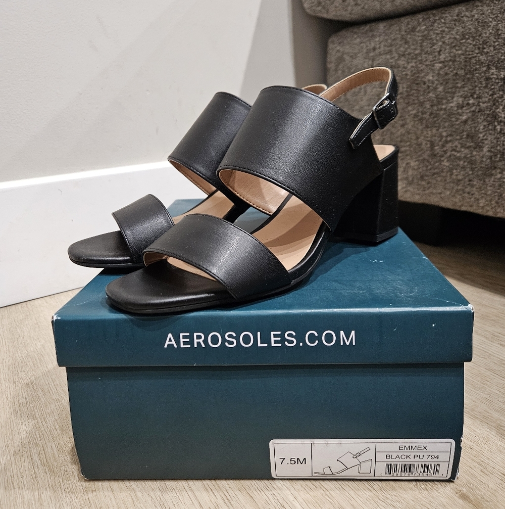 AEROSOLES Block Heel Sandals